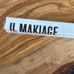 Il Makiage liquid eyeliner (Black)